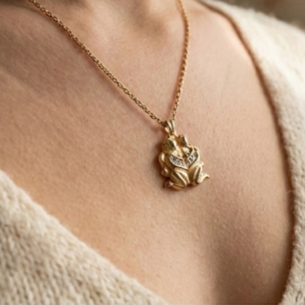 vintage Avon Women's Gold  colored Jewelry Gemini